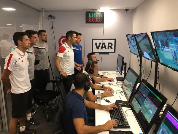 Süper Lig’e İspanya modeli! Türk futbolunu yakından ilgilendiren zirve