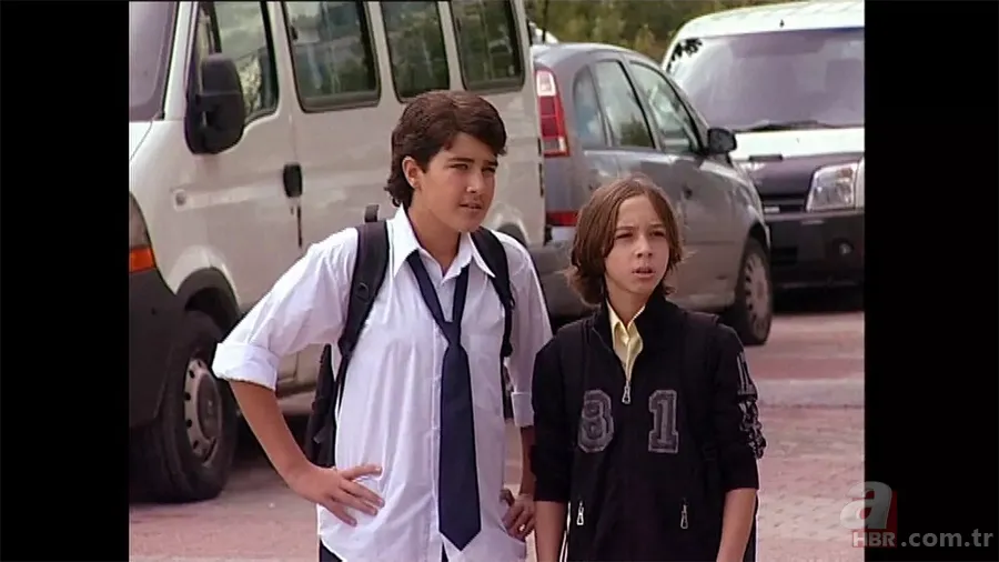 Arka Sokaklar'ın Tekin'i koca delikanlı oldu! 15 yıl sonra diziye veda eden Onur Bay'ın değişimine bakın... 4