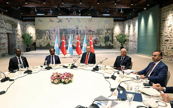 Başkan Erdoğan Somali Cumhurbaşkanı Hasan Şeyh Mahmud ile görüştü! İşte ele alınan konular...