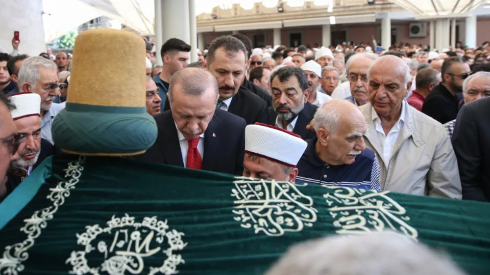 Başkan Erdoğan Emin Işık'ın cenaze törenine katıldı