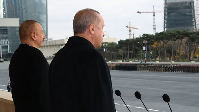 Son dakika: Azerbaycan’da zafer günü heyecanı! Başkan Erdoğan ve Aliyev’den önemli açıklamalar