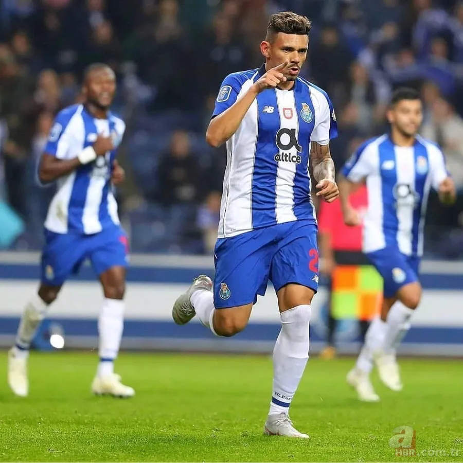 Fenerbahçe'de golcü transferi gelişmesi! Kiralık gelecek 11