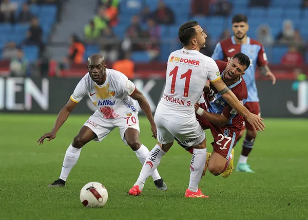 firtina-evinde-maglup-trabzonspor-0-1-kayserispor-mac-sonucu-1701616021020.jpg Fırtına evinde mağlup! Trabzonspor 0-1 Kayserispor (MAÇ SONUCU) - 4