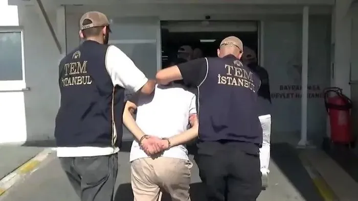 darbenin-beyni-adil-oksuzu-kacirin-talimati-gulenin-orgut-uzerindeki-golgesi-mustafa-ozcandan-1724902750573.jpeg Darbenin beyni Adil Öksüz'ü kaçırın talimatı Gülen'in örgüt üzerindeki gölgesi Mustafa Özcan'dan - 12