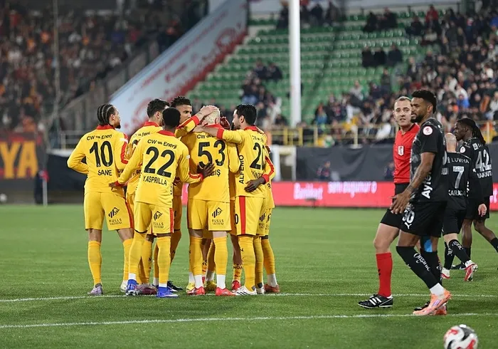 canli-galatasaray-alanyaspor-1772563776603.jpeg Galatasaray deplasmanda Alanyaspor'u mağlup etti! Aslan kupada çeyrek finalde - 7