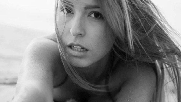 belcikali manken marisa papen icin 7