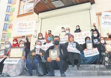 Ekrem Artık evlat nöbetinde kansere yenik düştü!