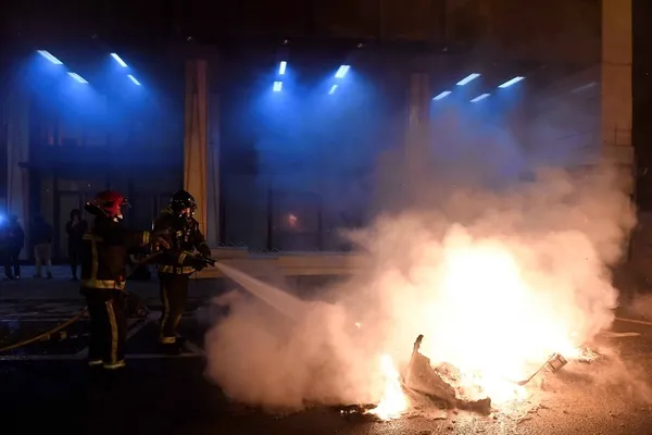 İspanya’da sokaklar alev alev! Rap sanatçısı Hasel’in tutuklanması ülkeyi karıştırdı