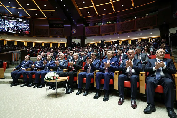 baskan-erdogan-firsatcilik-pesinde-kosanlara-kesinlikle-nefes-aldirmayacagiz-1697026896665.jpg Başkan Erdoğan: Fırsatçılık peşinde koşanlara kesinlikle nefes aldırmayacağız - 6
