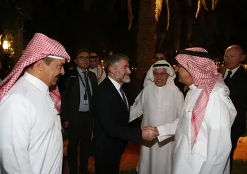 Hazine ve Maliye Bakanı Nureddin Nebati ve Türk heyeti onuruna verilen resepsiyona büyük ilgi