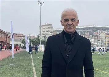 Futbolun efsane ismi Oğuz Çetin yoğun bakıma kaldırıldı