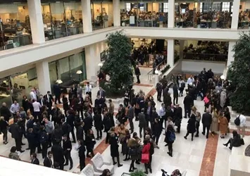 İngiltere'de bomba alarmı
