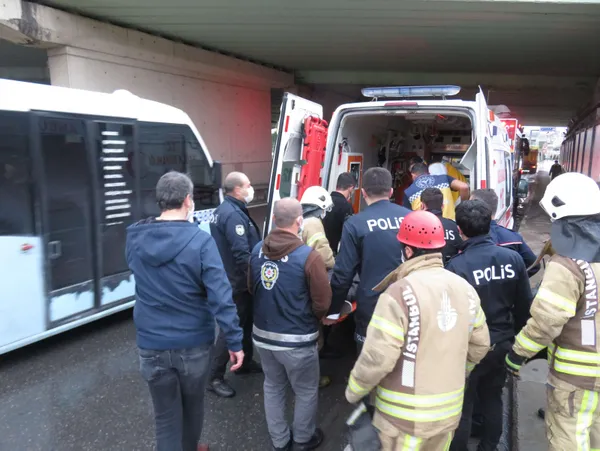 1604994928999.jpg Son dakika: Kadıköy'de metro istasyonunda intihar girişimi - 2