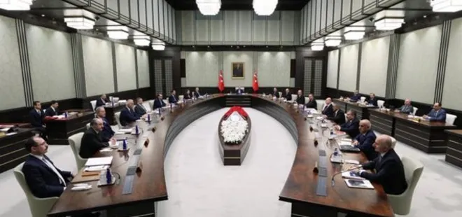 Başkan Erdoğan’dan Kabine toplantısı sonrası flaş açıklamalar! Otoyol ve köprü ücretlerinde 2023 müjdesi! Yeni sosyal konut projesi yolda...