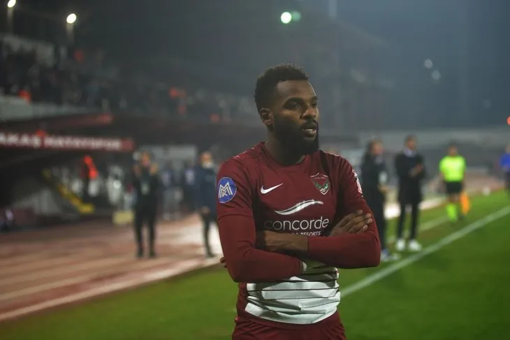 Son dakika | Fenerbahçe'nin Aaron Boupendza transferine Galatasaray engeli!