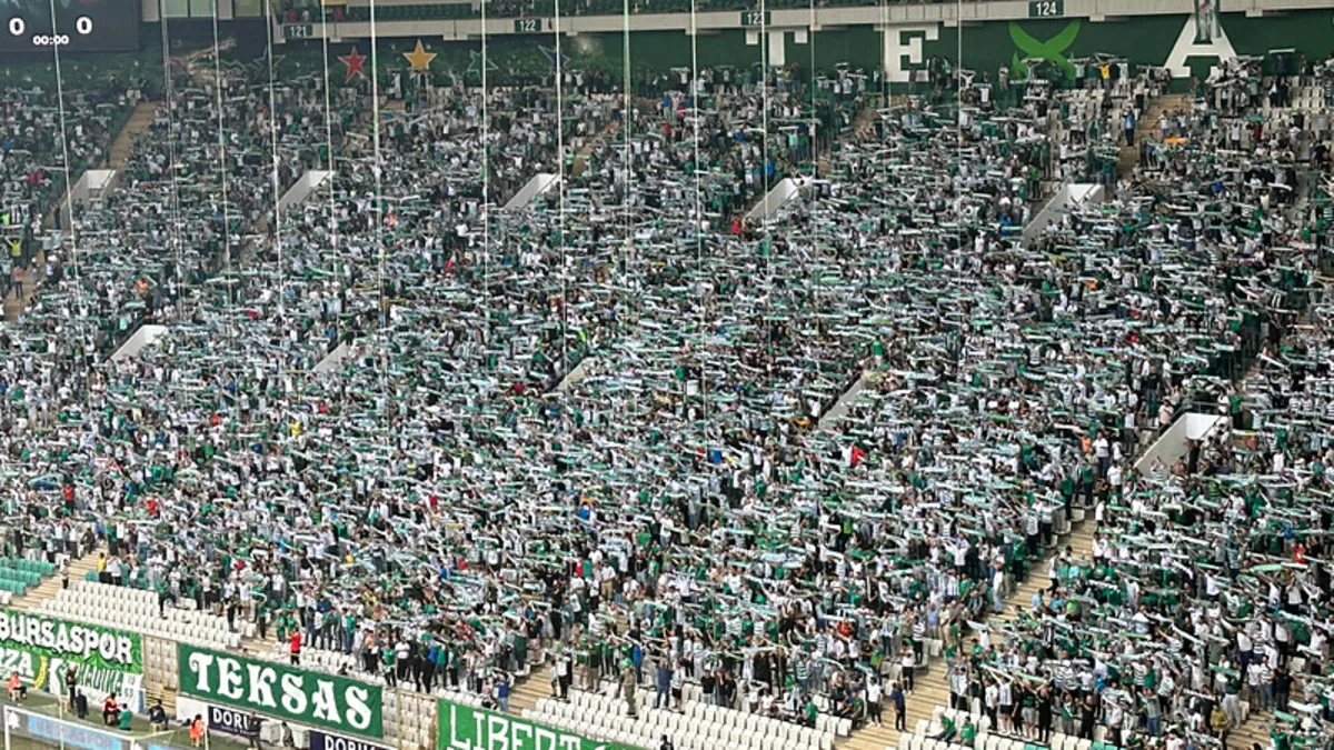 Bursaspor 3. Lig seyirci rekoru kırdı!