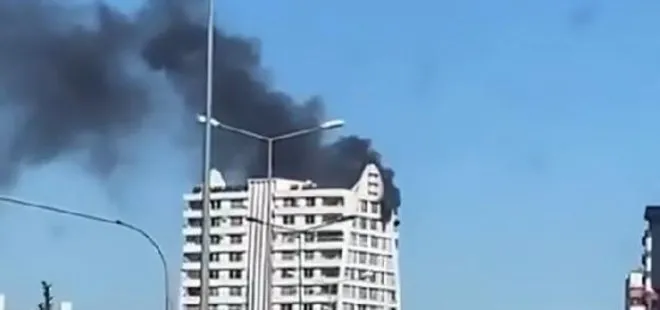 Adana’da 14 katlı apartmanda yangın: Ev küle döndü