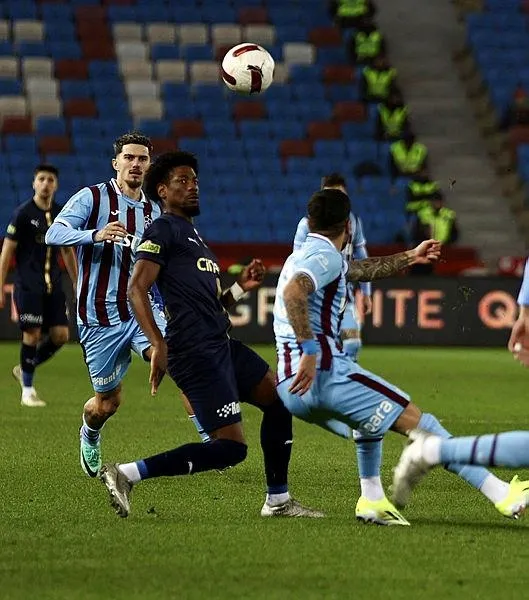 canli-trabzonspor-kasimpasa-canli-anlatim-trabzonspor-1-3-kasimpasa-1706554170882.jpeg Trabzonspor evinde devrildi! Trabzonspor 2 -3 Kasımpaşa (MAÇ SONUCU) - 6