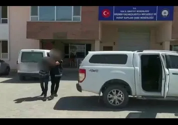 Van'da göçmen kaçakçılığına 2 tutuklama