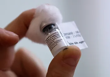 Pfizer'dan flaş açıklama: Koronavirüs aşısı mutasyona karşı etkili mi?