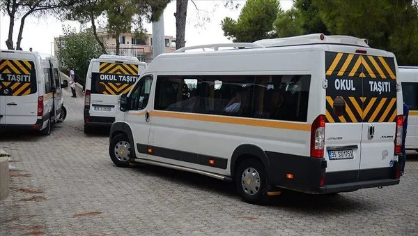 zamli-okul-servis-ucreti-2023-istanbulda-okul-servis-ucretlerine-ne-kadar-zam-geldi-kilometre-basina-aylik-ve-1691485550301.jpg ZAMLI OKUL SERVİS ÜCRETİ 2023! İstanbul'da okul servis ücretlerine ne kadar zam geldi? Kilometre başına aylık ve yıllık ücretler... - 1