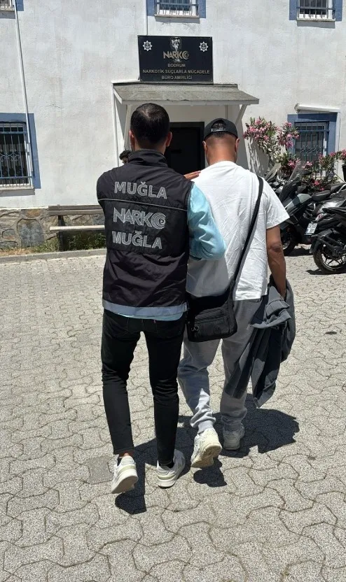Ünlülere uyuşturucu operasyonunda yeni dalga! İşte gözaltı kararı verilen isimler: Mabel Matiz, Serenay Sarıkaya, Tan Taşçı... - 3