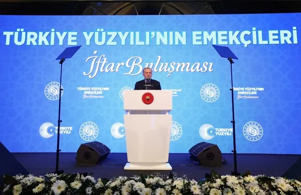 Başkan Erdoğan’dan Türkiye Yüzyılı’nın Emekçileri İftar Programı’nda önemli açıklamalar
