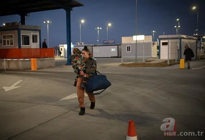 Mülteci krizi Avrupa'nın ırkçı yüzünü ortaya çıkarttı! Suriyeliye yer yok Ukraynalıya boş çok 23