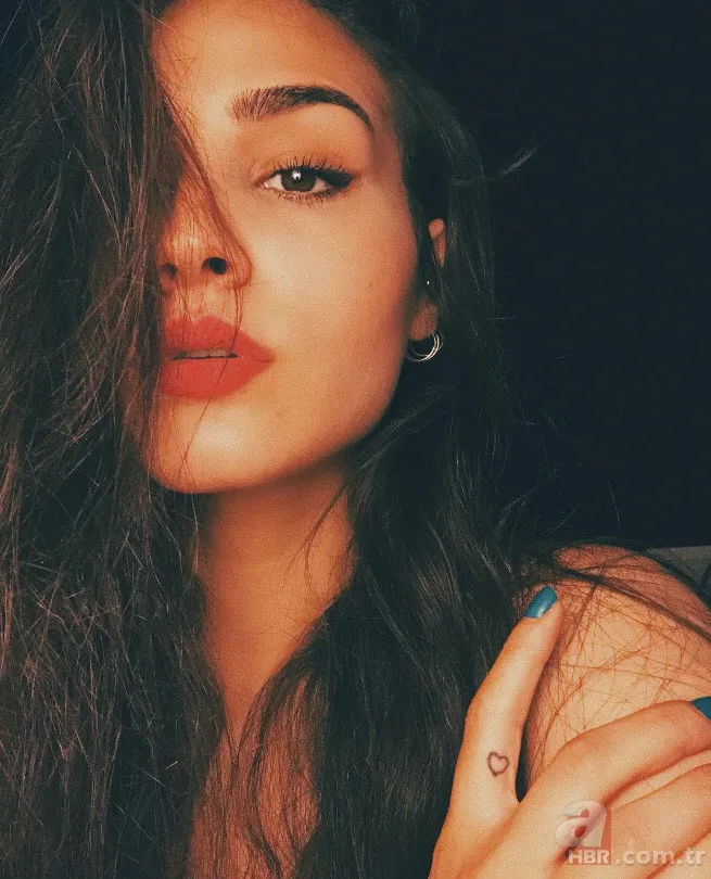 Mehmet Ali Erbil'in kızı Yasmin Erbil Survivor Yiğit Poyraz'ı paylaştı! Sevgilisiyle 14 Şubat öncesi... 7