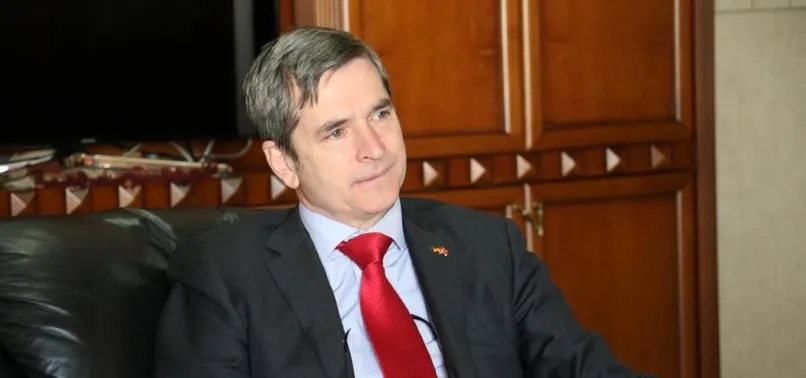Almanya'nın işgüzarlığına maslahatgüzarlı tepki
