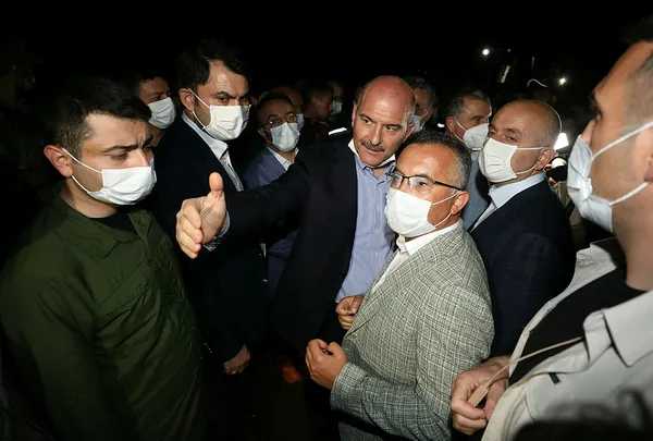 İçişleri Bakanlığı’ndan Orhan Uğurlu’nun Rize’ye üç uçakla gidildi iddialarına yanıt: Üç bakanımız da aynı uçağı kullandı