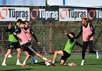 Beşiktaş'ta derbi hazırlıkları sürüyor