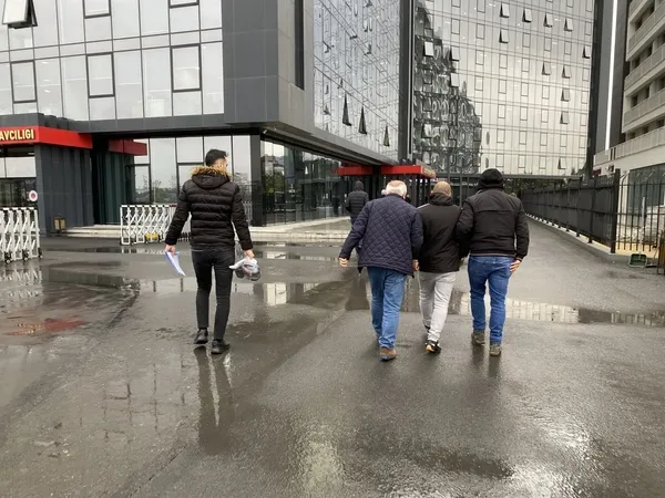 1679987882784.jpg Okul servisinde skandal görüntü! Öğrencilerin çektiği video sonrası tutuklandı - 5