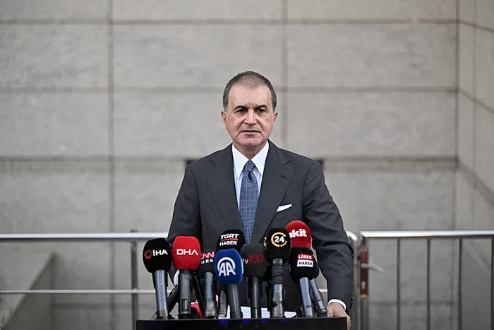 baskan-erdogan-ozgur-ozel-gorusmesi-sonrasi-ak-parti-sozcusu-celikten-flas-aciklamalar-1718124205171.jpg Başkan Erdoğan - Özgür Özel görüşmesi sonrası AK Parti Sözcüsü Çelik'ten flaş açıklamalar | CHP'den de 'olumlu' karşılık - 3