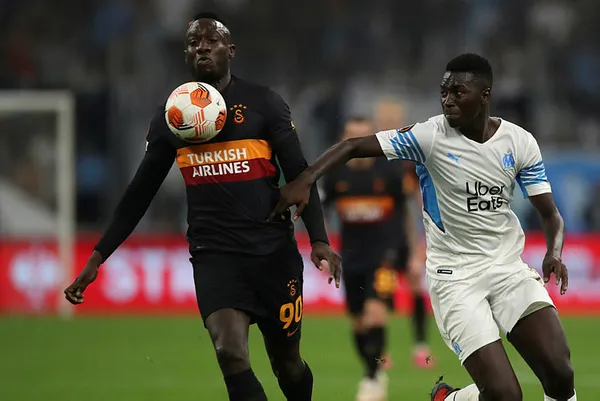 marsilya-0-galatasaray-0-aslan-fransada-istedigini-aldi-1633036438965.jpg Marsilya: 0 - Galatasaray: 0 | Aslan Fransa'da istediğini aldı - 1