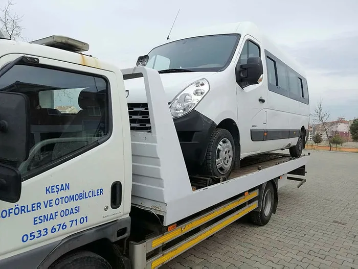 Edirne'de skandal olay! Öğrencileri taşıyan servis şoförü alkollü çıktı - 1
