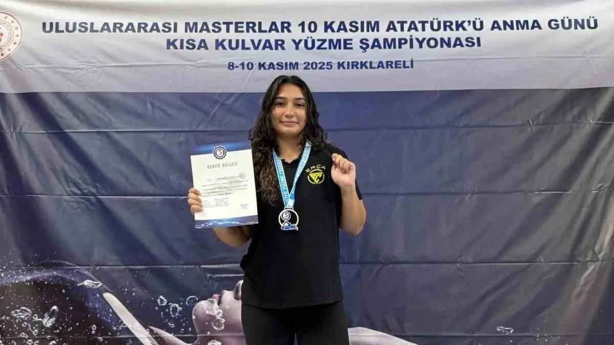 Sudenas Çakmak'tan 3 kez Türkiye rekoru!