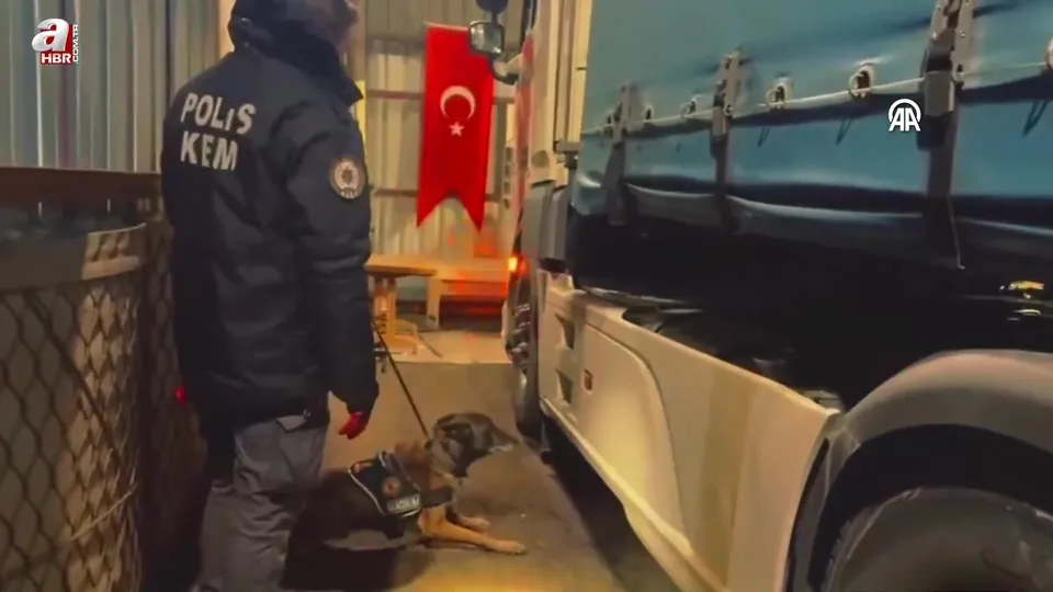 Mersin ve Erzurum’daki operasyonlarda 447,5 kilogram uyuşturucu ele geçirildi