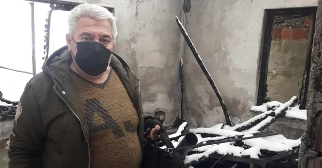 Bursa’da yangında kalp cihazının yedek bataryaları yanan adam saniyelerle hayata tutundu - 3
