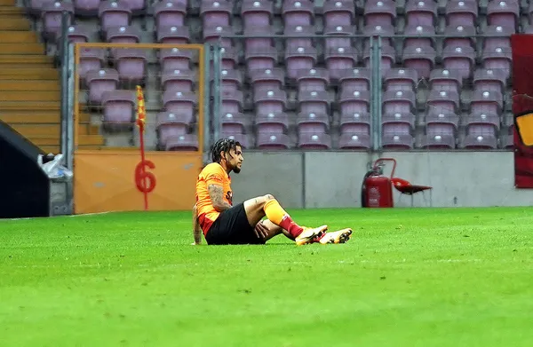 Cimbom galibiyete hasret kaldı! Galatasaray 1-1 Karagümrük MAÇ SONUCU-ÖZET