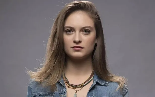 Yıldızlar Bana Uzak 1. Bölüm canlı izle – Yıldızlar Bana Uzak ilk bölüm izle