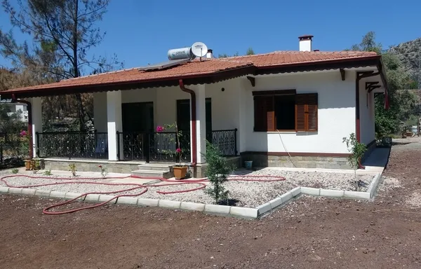 marmaristeki-orman-yangininda-evleri-kule-donen-aile-yeni-evlerine-kavusuyorlar-1630918530323.jpg Marmaris’teki orman yangınında evleri küle dönen aile yeni evlerine kavuşuyorlar - 5