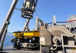 TCG Işın'dan enkaza sonar taraması! 550 metrede ilk iz bulundu