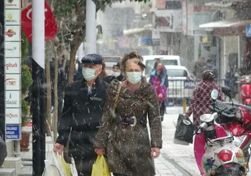 Son dakika: Kırklareli'de bir köy karantinaya alındı