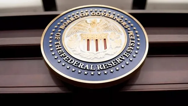 FED kararı sonrasında dolar, euro, altın ne kadar oldu? FED faiz kararı ile dolar ve euro düşer mi, yükselir mi? 15 Haziran CANLI kur takibi...