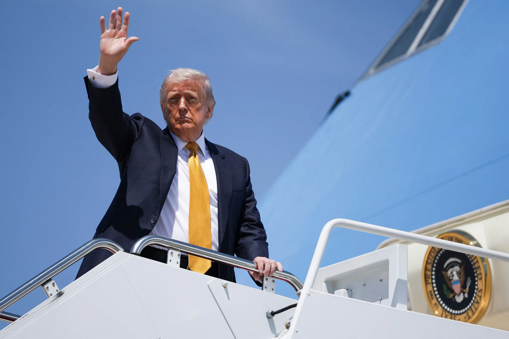 Dünya Pekin’e kilitlendi! Trump-Şi zirvesi öncesi kritik saatler
