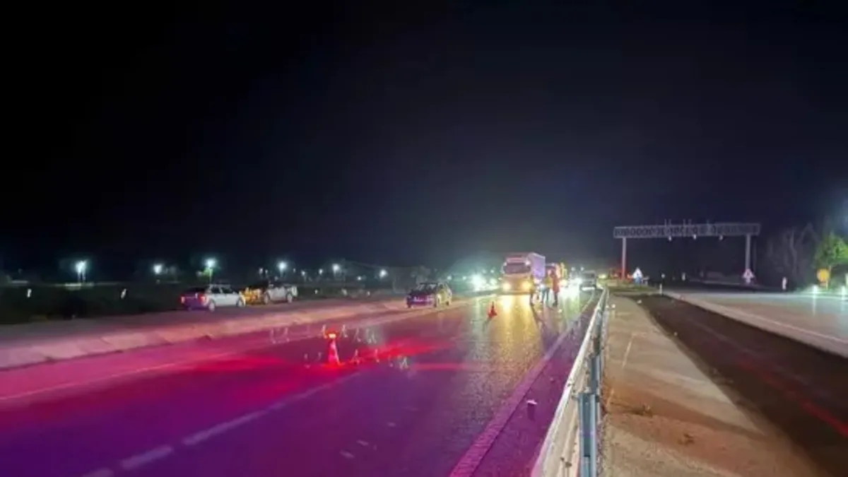 Çanakkale’de feci kaza! Otomobilin çarptığı yaya hayatını kaybetti