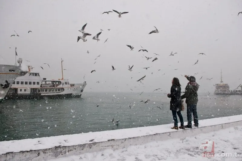 İstanbul'da kar yağışı ne zaman bitecek? Meteoroloji'den İstanbul, Sakarya, Kocaeli, Yalova için kar uyarısı! 11