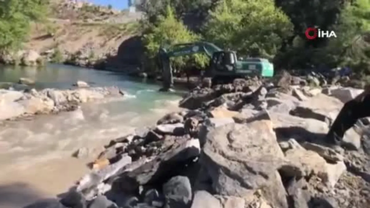 Antalya'da ırmak yatağı değiştirildi kaybolan gence ulaşılamadı