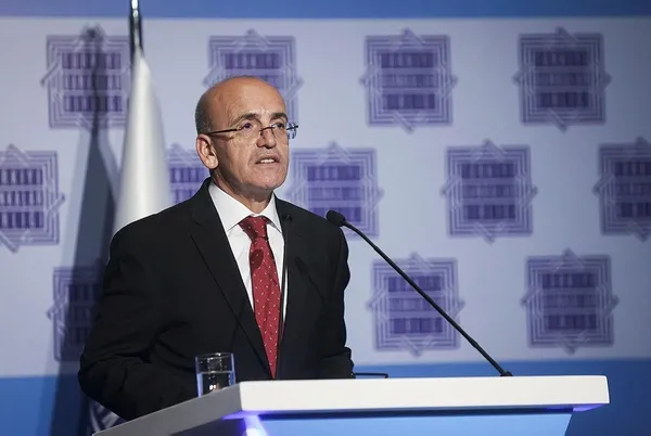 Hazine ve Maliye Bakanı Mehmet Şimşek’ten özel bankalara kredi mesajı: Tüketici kredileri...